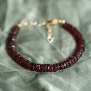 Faceted AAAA+ Garnet Bracelet, Garnet Bracelets 4mm, Genuine Garnet Bracelets, Natural Garnet Bead Bracelet, Garnet healing, Garnet