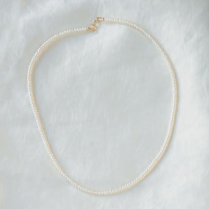 Pearl choker